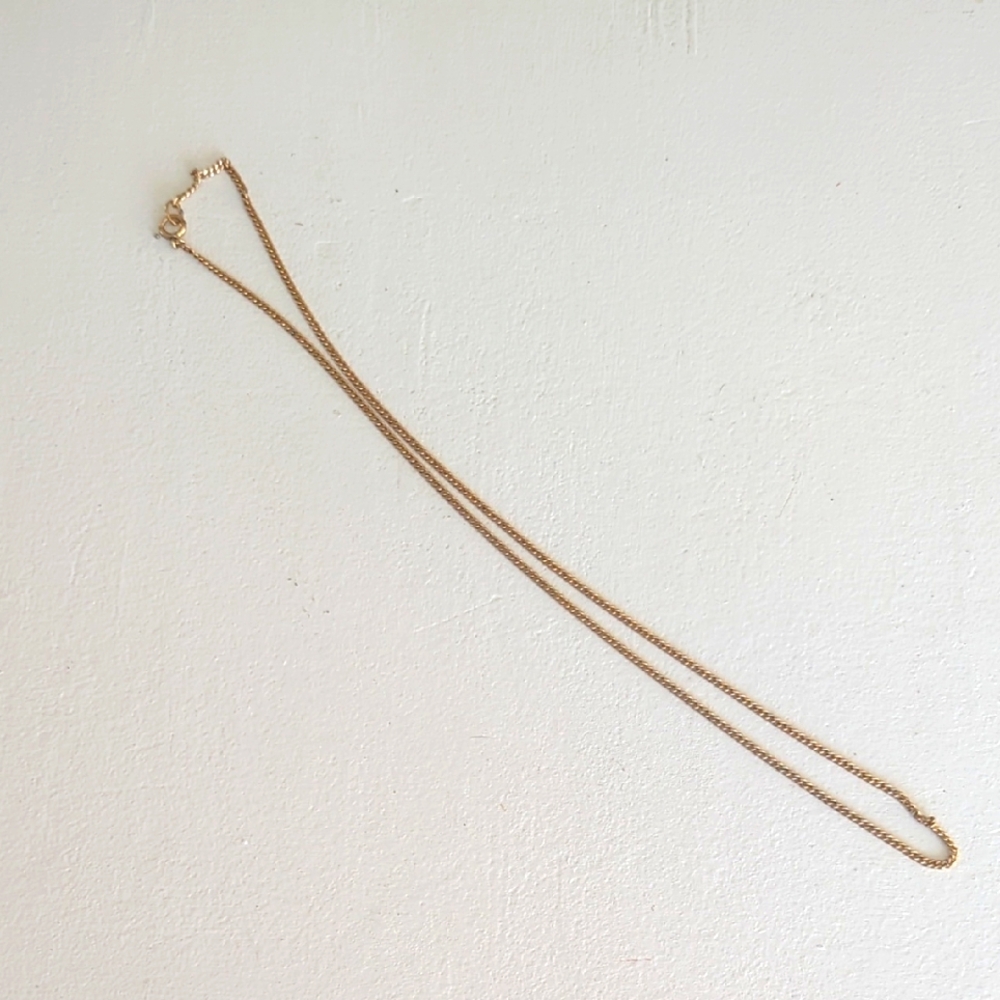 Elegant Gold Chain Necklace